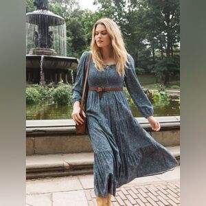 Able NWT Joyce Smocked Maxi Dress in Midnight Paisley Size Large